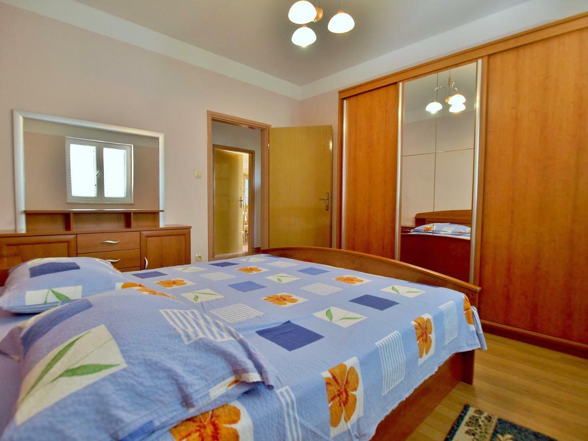 Andelo I Ruzica Appartement