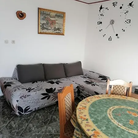 Apartmani Andelo I Ruzica Mundanije Exterior foto